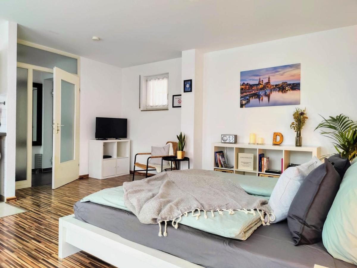 Gemuetliche Ferienwohnung In Ruhiger Lage Drezda Kültér fotó